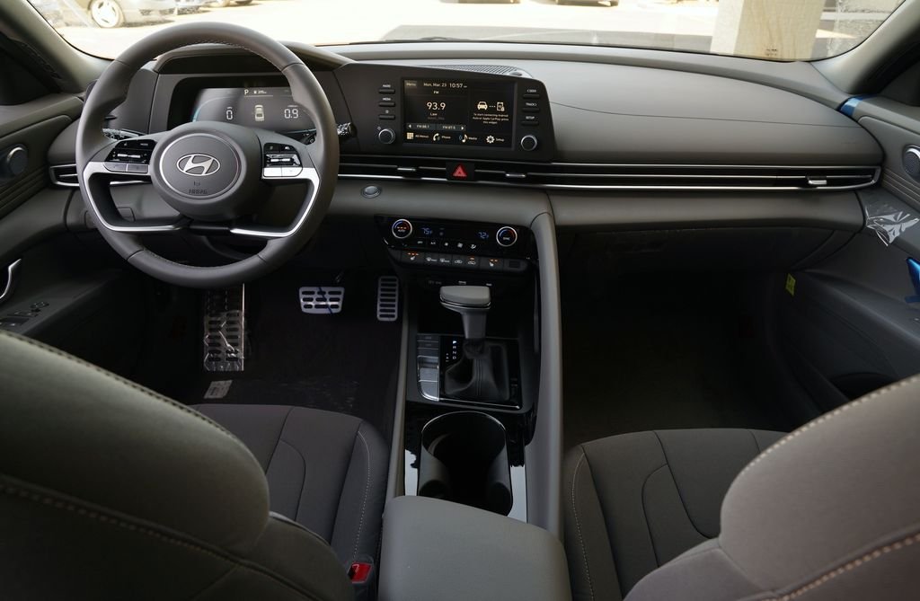 New 2026 Ecotronic Gray Hyundai SEL Sport Premium image 26