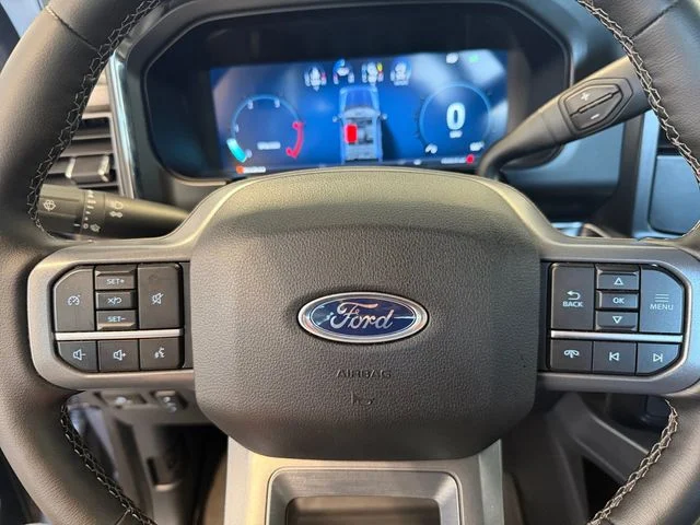 Certified Used 2025  Ford Lariat image 19