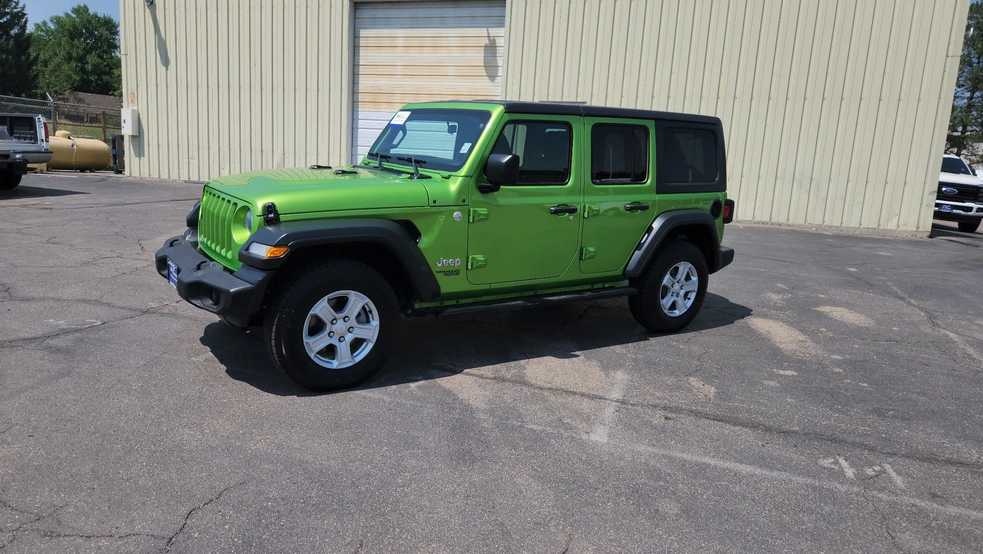 Certified Used 2018 Mojito! Clearcoat Jeep Sport S image 3