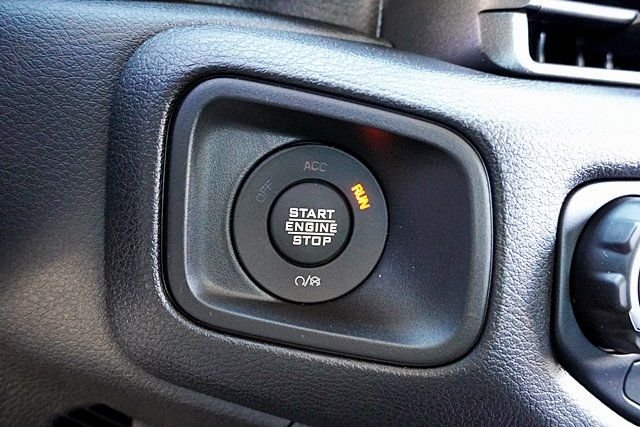 New 2026 Bright White Clear-Coat Exterior Paint Jeep Sport image 35