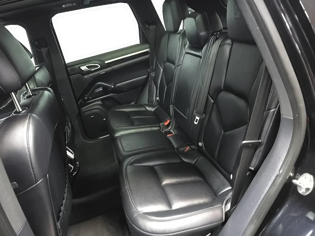 Used 2017 Bk Porsche NA image 34