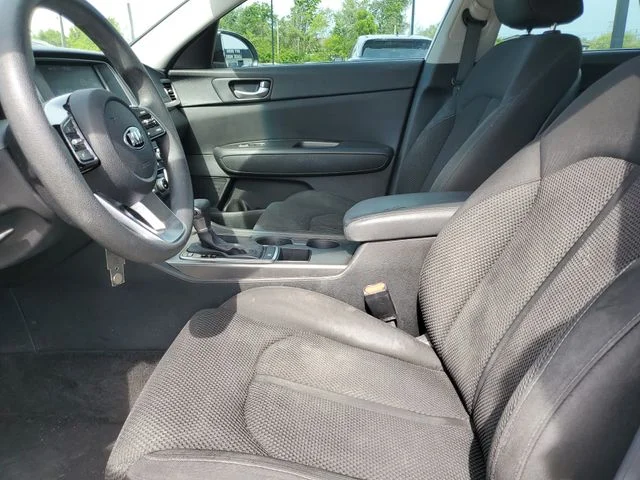 Used 2020 White Kia LX image 16