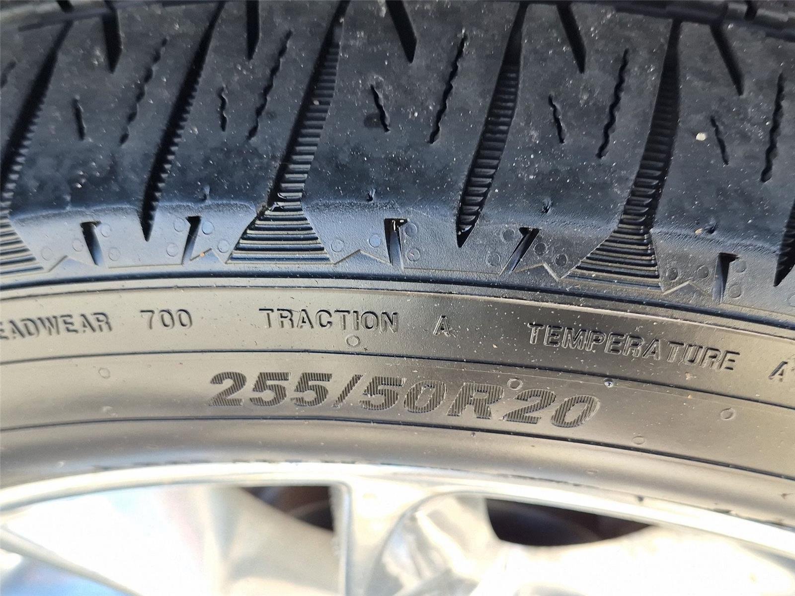 Used 2014  Ford XLT image 13