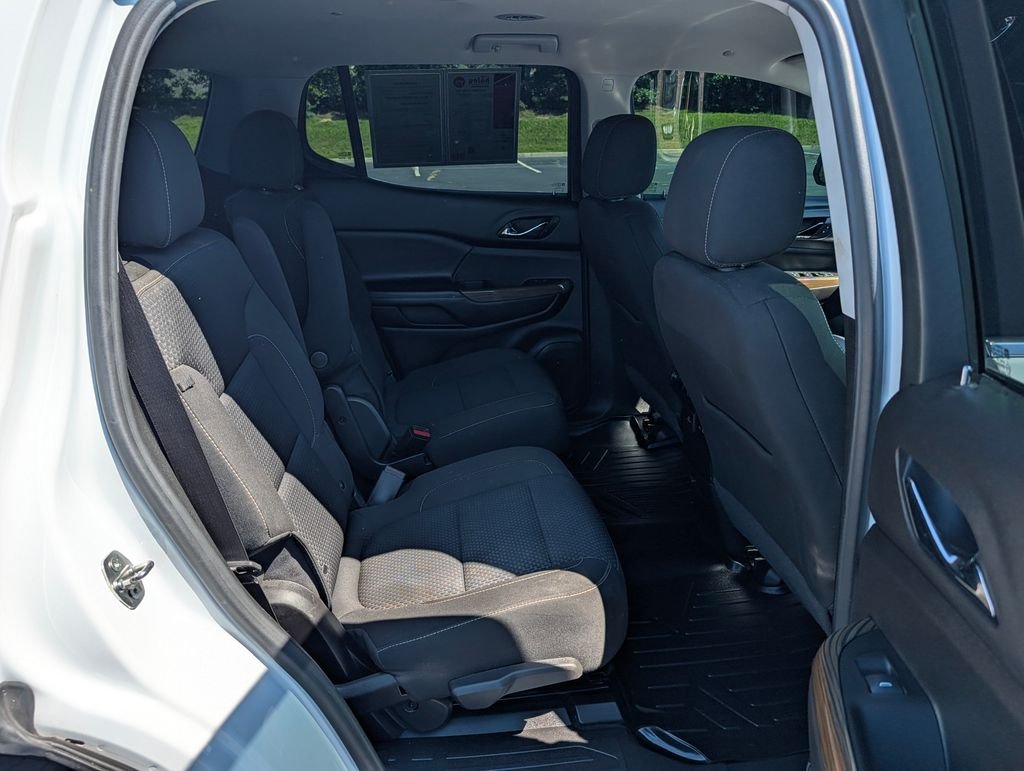 Used 2022 White GMC SLE image 15