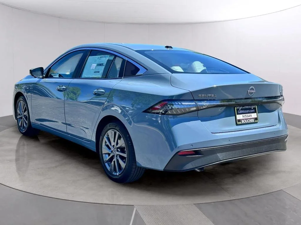 New 2026 Atlantic Gray Metallic Nissan SL image 5