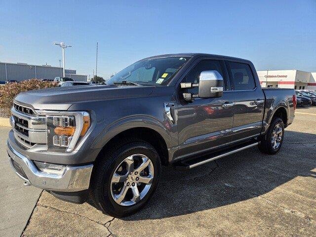 Used 2022 Carbonized Gray Metallic Ford LARIAT image 9