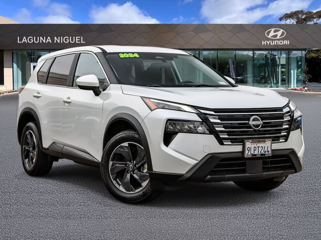 2024 Nissan Rogue SV FWD's photo
