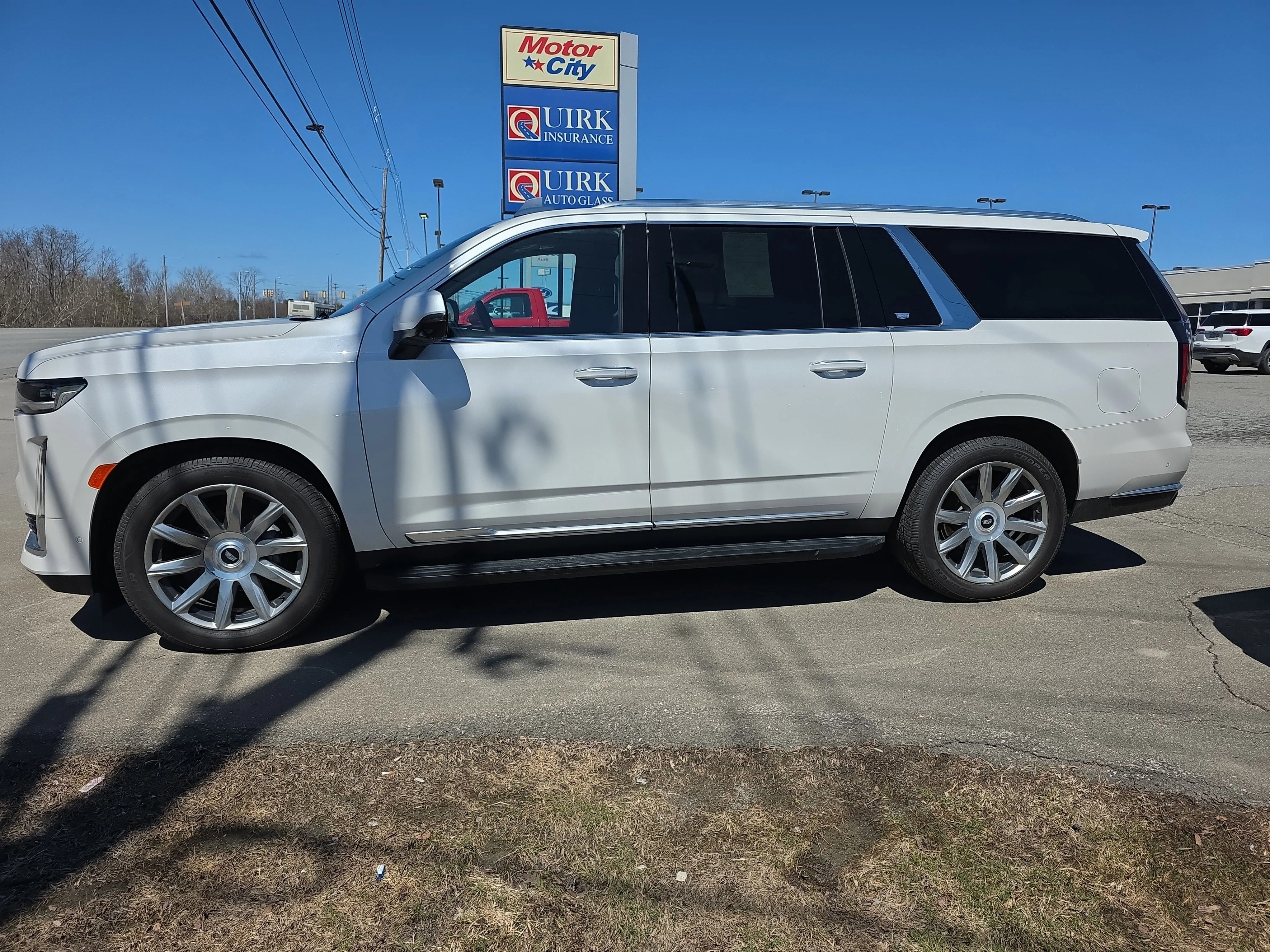 Used 2024 Crystal White Tricoat Cadillac 4WD Premium Luxury Platinum image 3