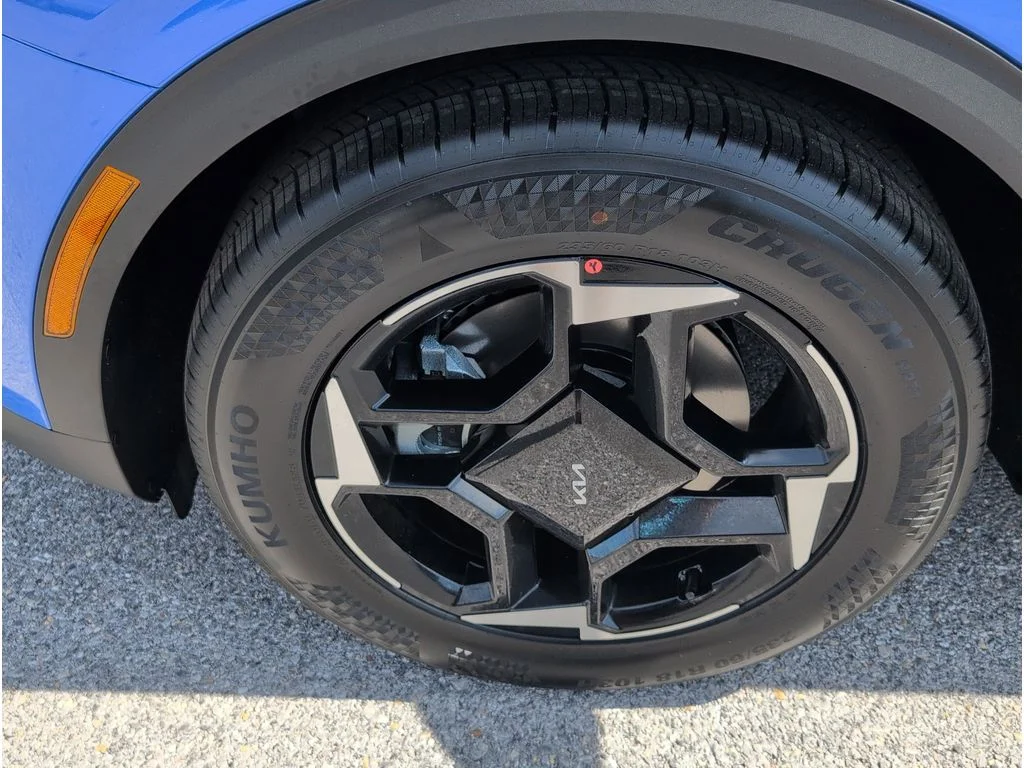 New 2026 Nebular Blue Kia EX image 9
