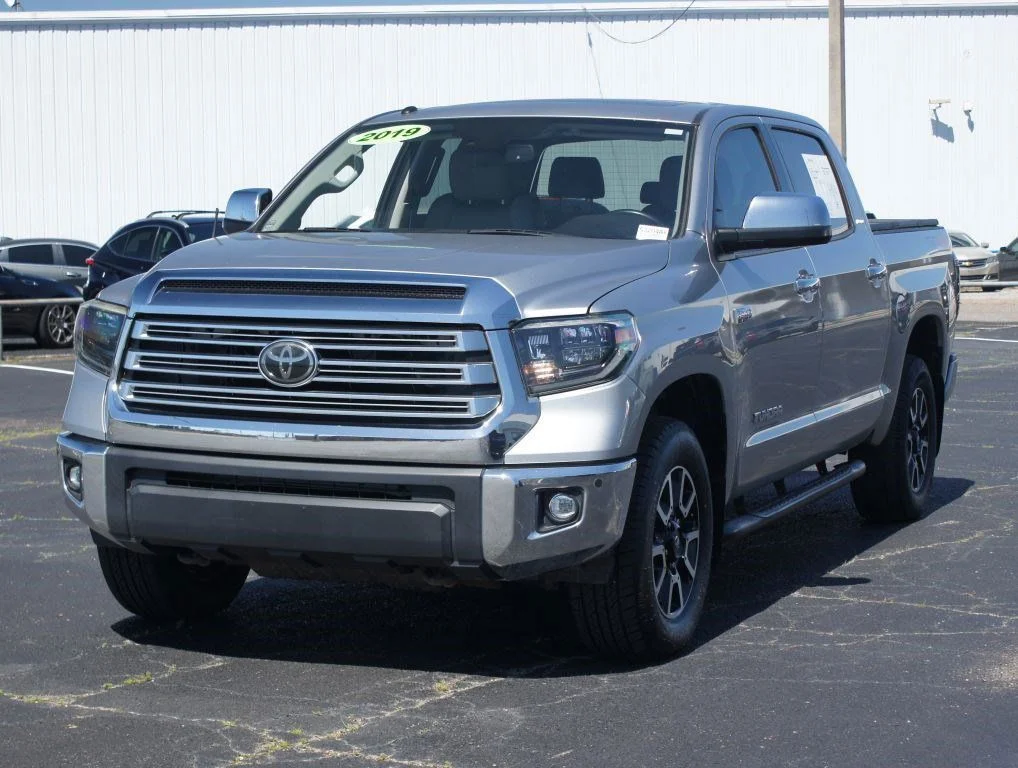 Used 2019 Silver Toyota Limited image 2