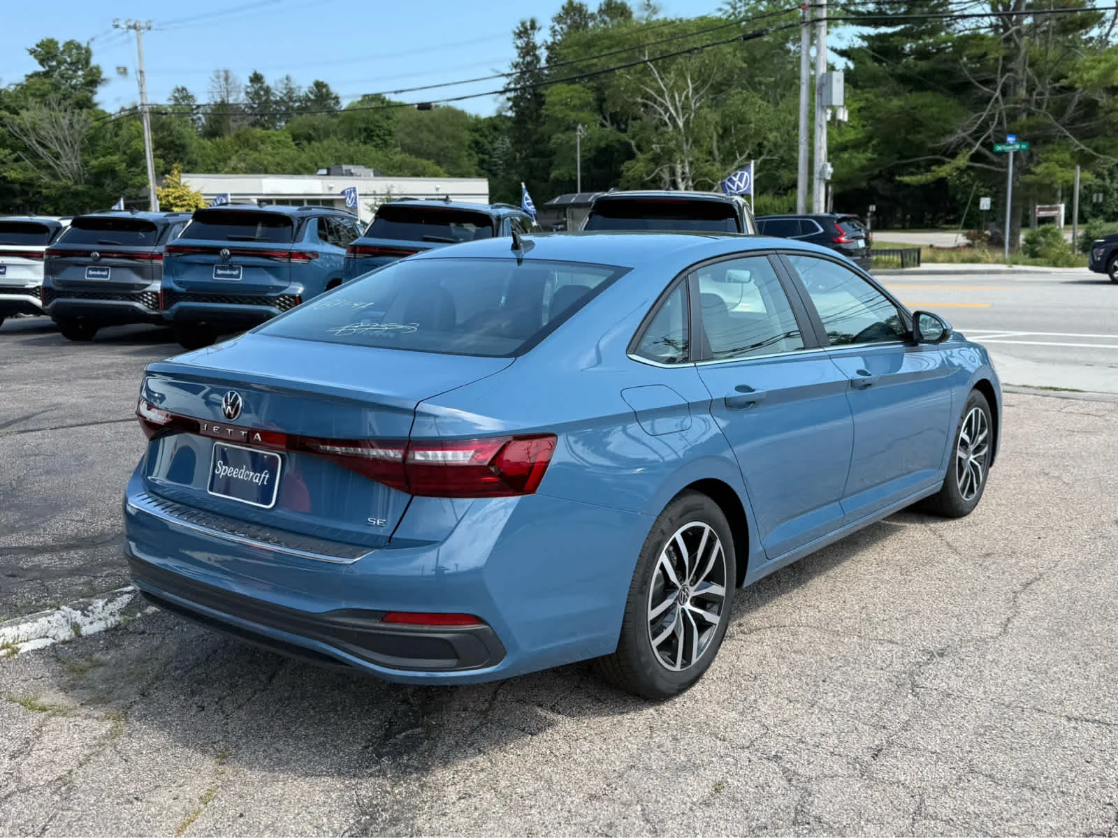 New 2026 Monterey Blue Pearl Volkswagen SE image 7