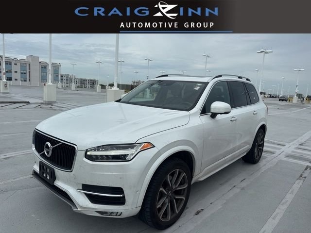 2018 Volvo XC90 T5 FWD Momentum's photo