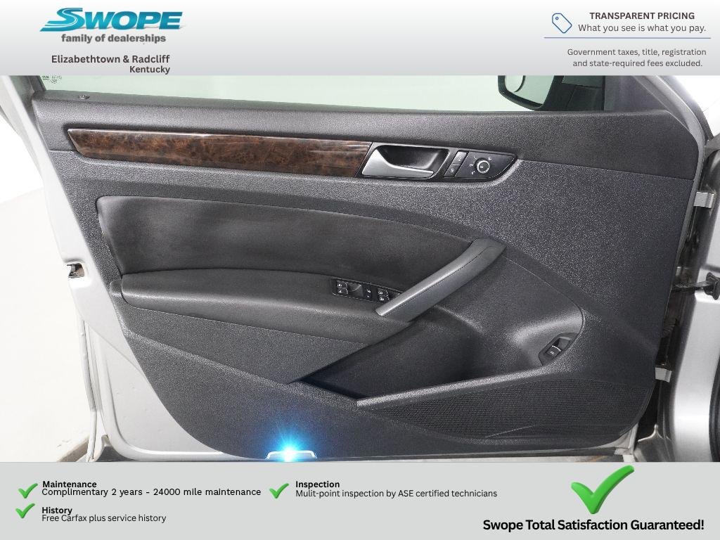 Used 2014 Platinum Gray Metallic Volkswagen TDI SEL Premium image 14