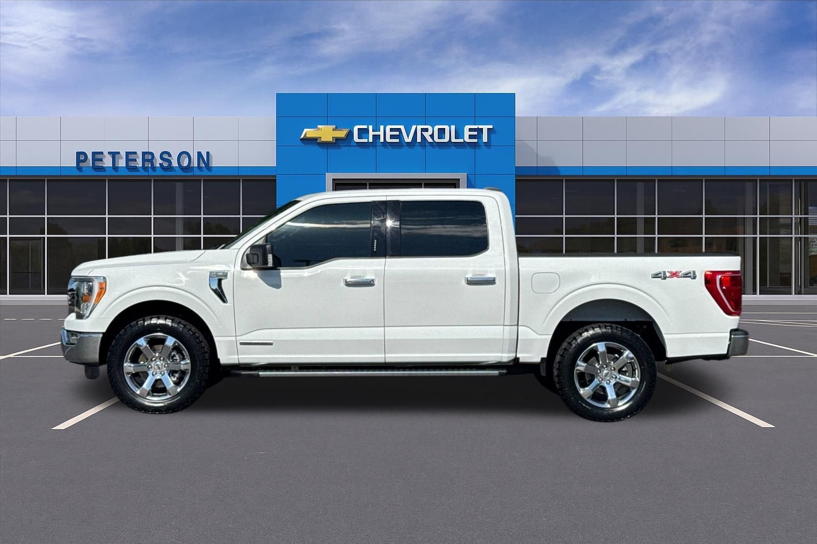 Used 2021 White Ford XLT image 7