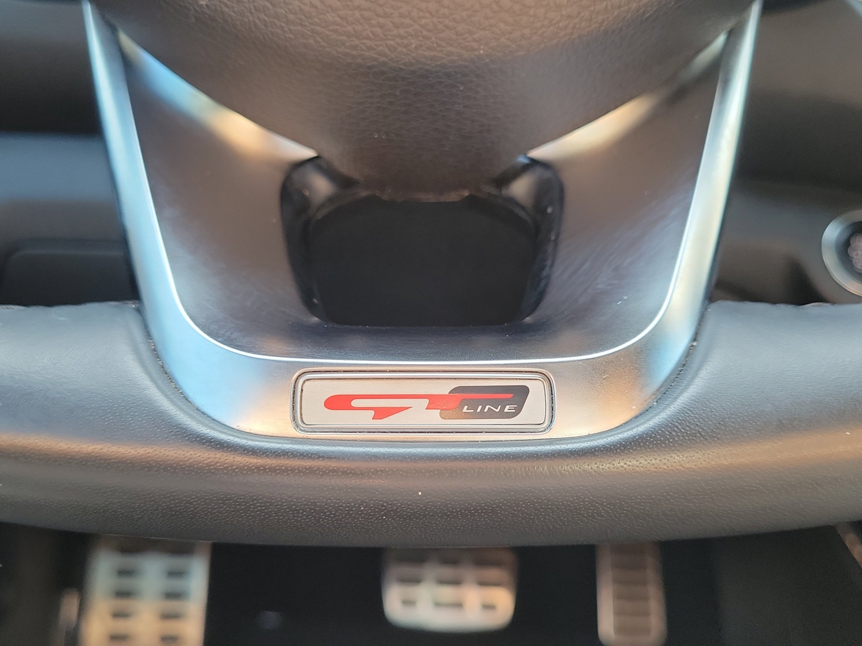 Used 2023 Snow White Pearl Kia GT-Line image 33