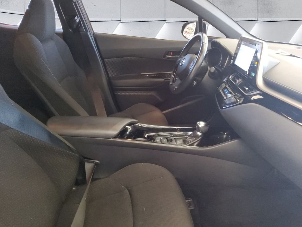 Used 2019 Gray Toyota XLE image 13
