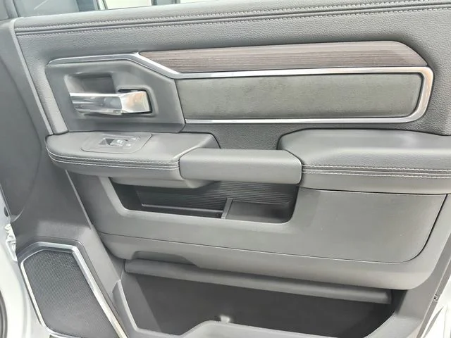 New 2026 Bright White Clear-Coat Exterior Paint RAM Laramie image 47