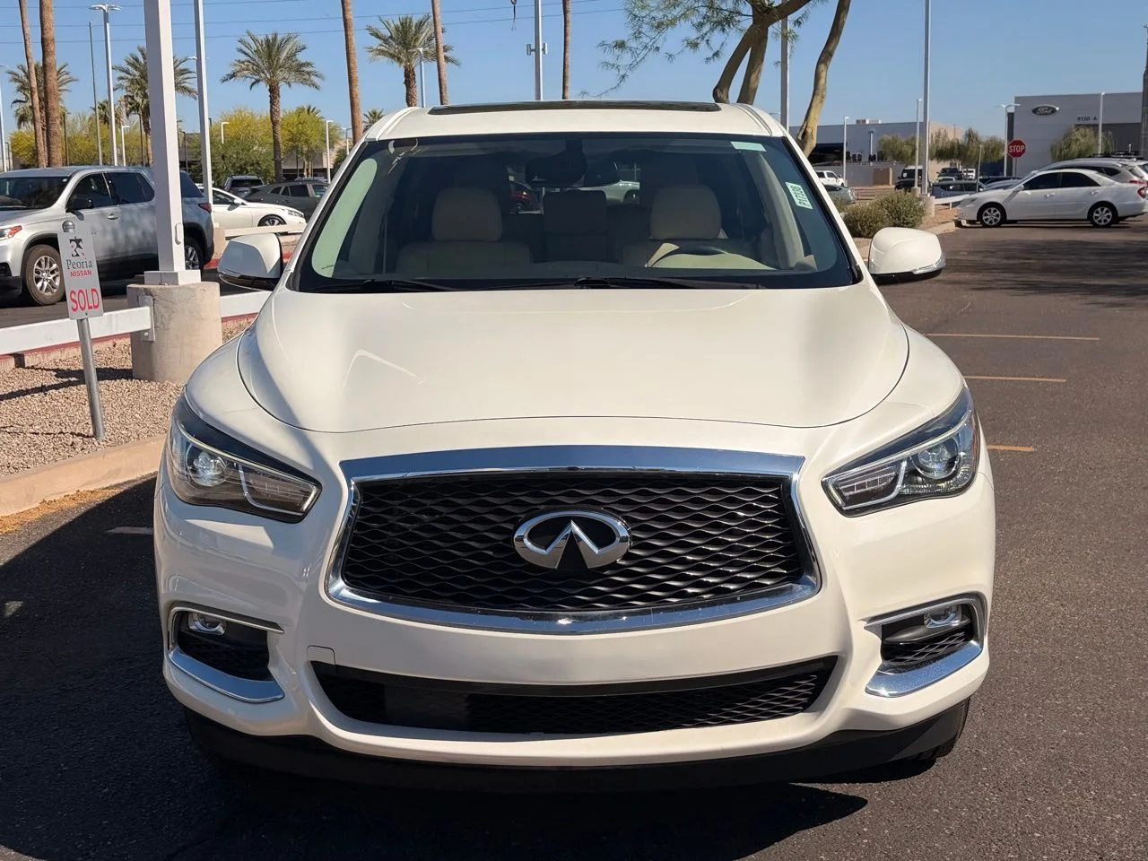 Used 2020 Majestic White INFINITI Pure image 8