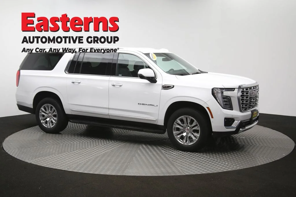 Used 2025 White GMC Denali image 54