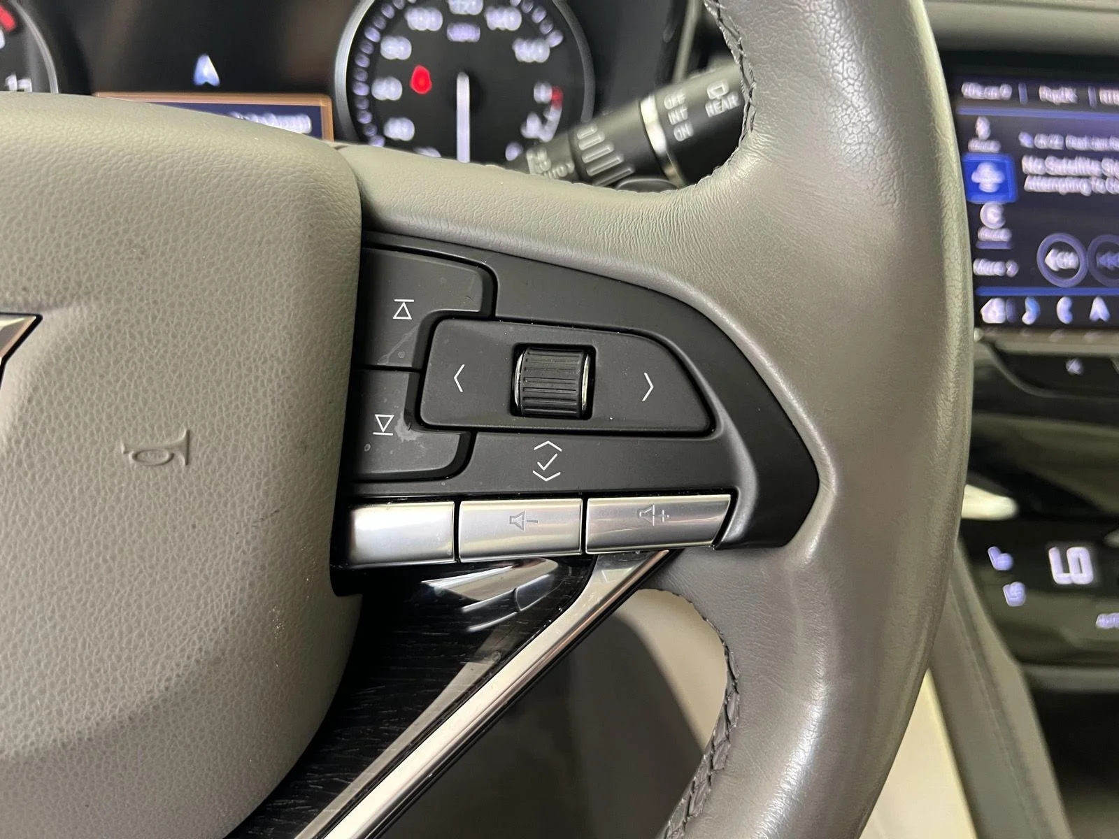 Used 2023 OPULENT BLUE METALLIC Cadillac AWD Premium Luxury image 11