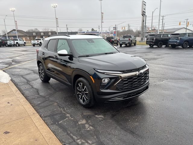 Used 2024 Black Chevrolet ACTIV image 10