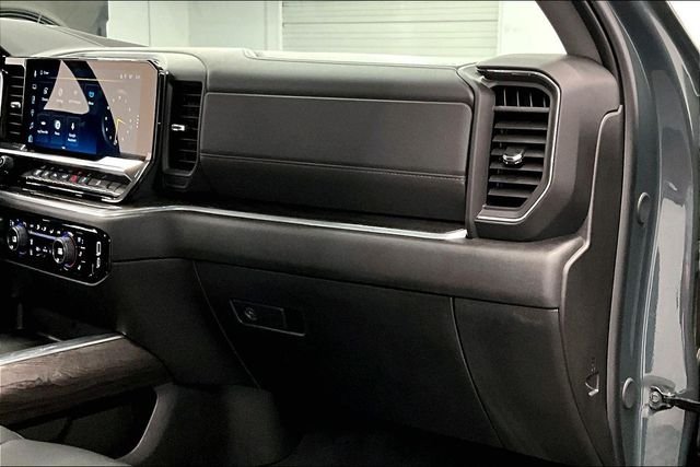 2025 Chevrolet Silverado 2500HD LTZ - Photo 19