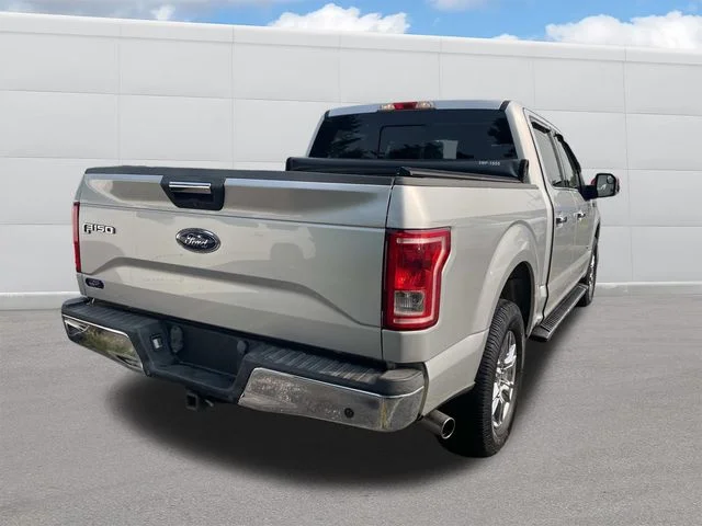 Used 2015 Silver Ford XLT image 5