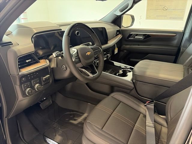 2026 Chevrolet Suburban High Country - Photo 8