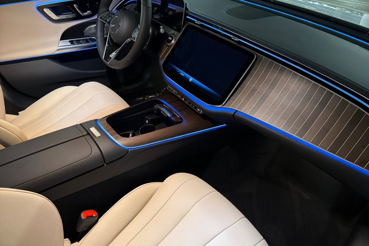 New 2027 Polar White Mercedes-Benz E 350 RWD Sedan image 14