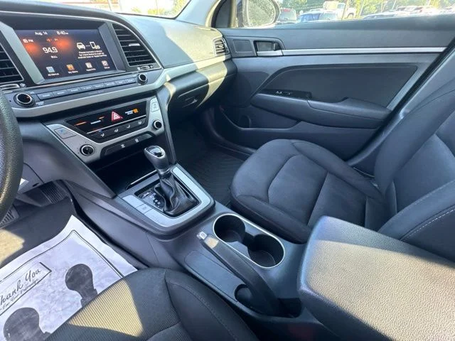 Used 2018 Black Hyundai SEL image 17