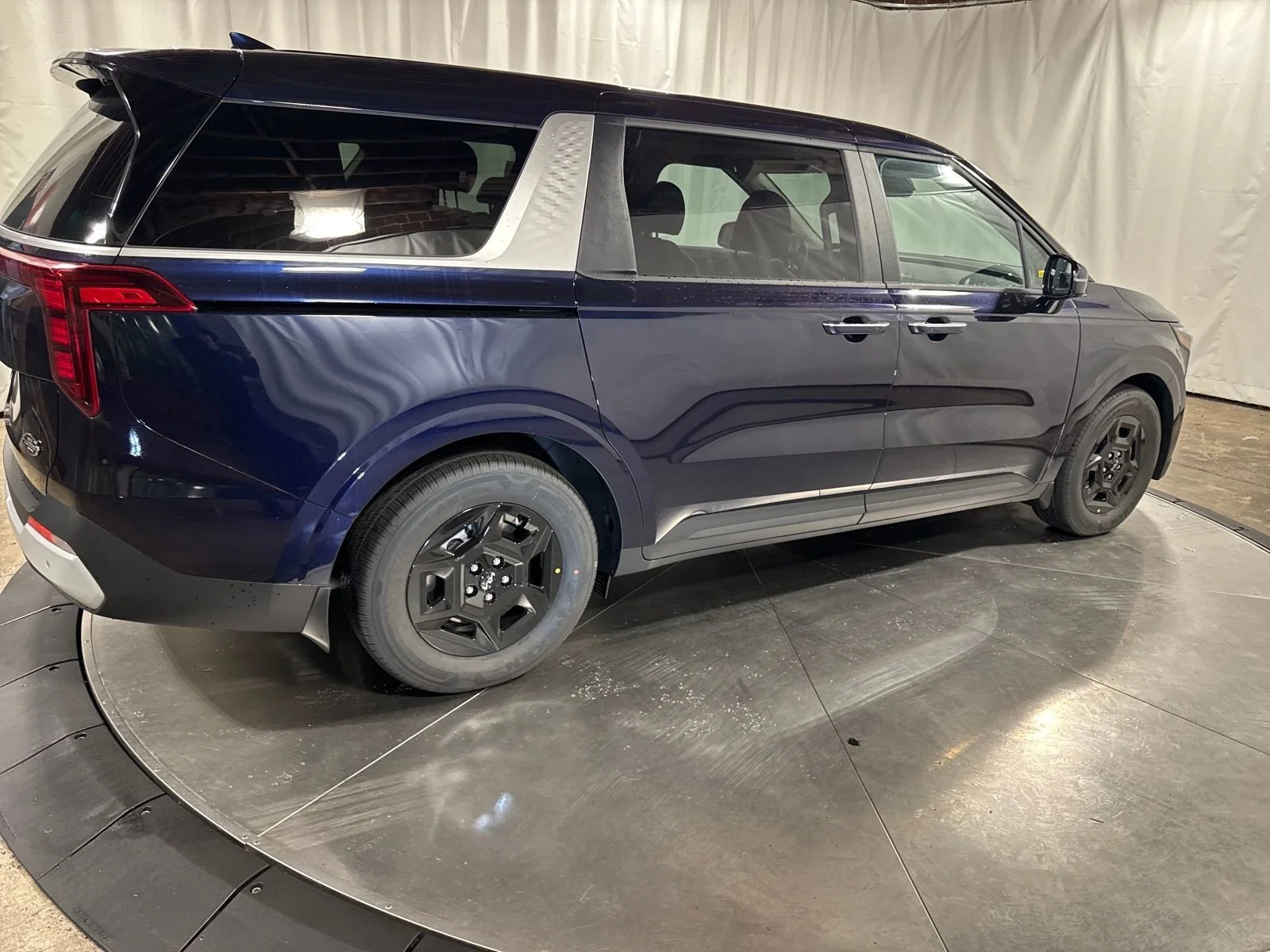 New 2026 Deep Chroma Blue Kia LXS image 8