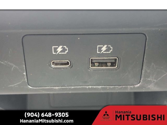 Used 2024  Mitsubishi  image 15