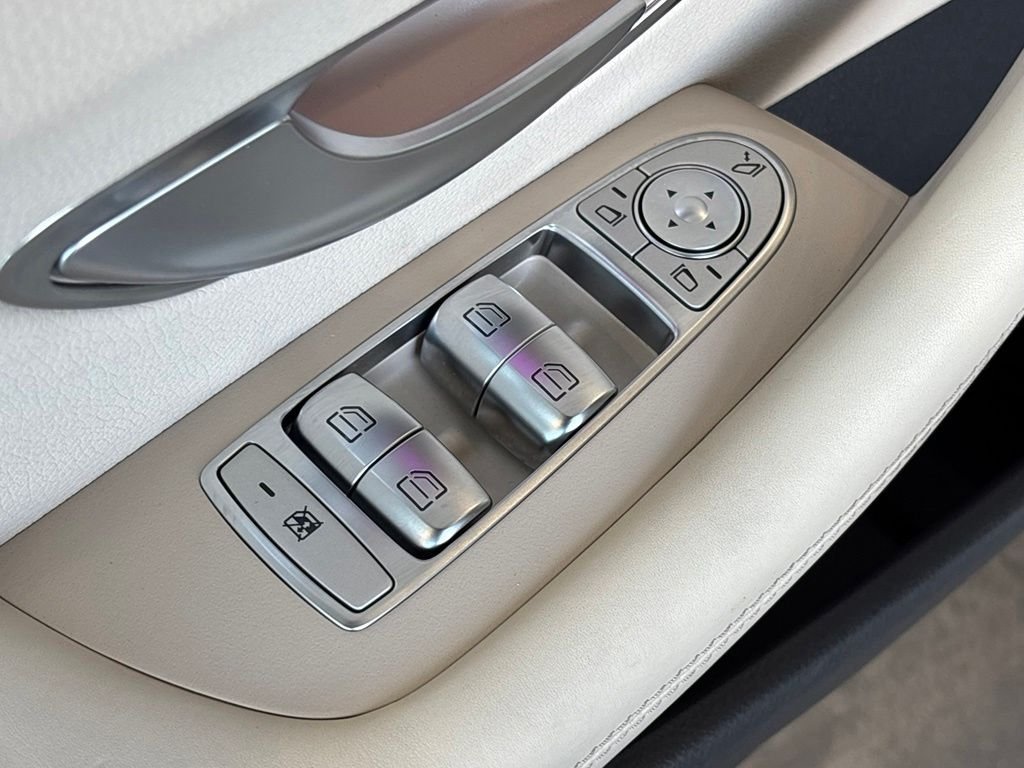 Used 2022 White Mercedes-Benz E 450 image 30