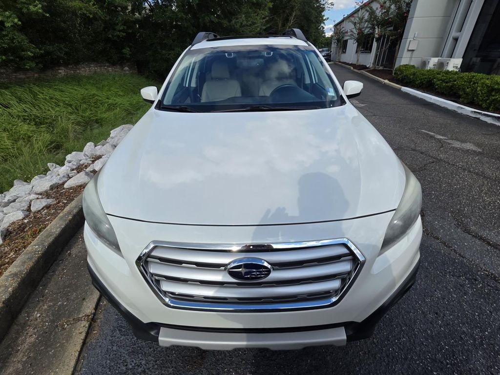 Used 2016 White Subaru 2.5i image 2