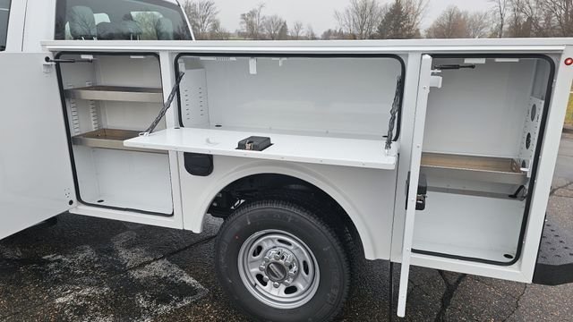New 2026 Oxford White Ford XL image 9