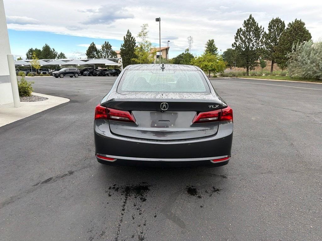 Used 2016 Gray Acura V6 Advance image 4