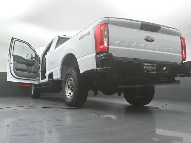 New 2026 Oxford White Ford XL image 44