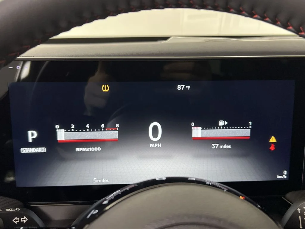 2026 Nissan KICKS SR - Photo 10