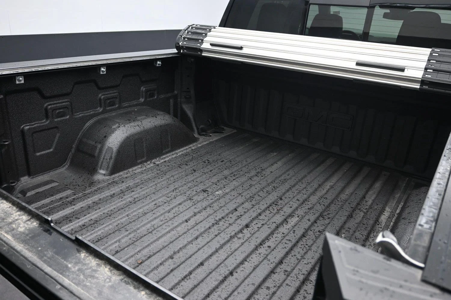 Used 2023 ONYX BLACK GMC SLT image 19