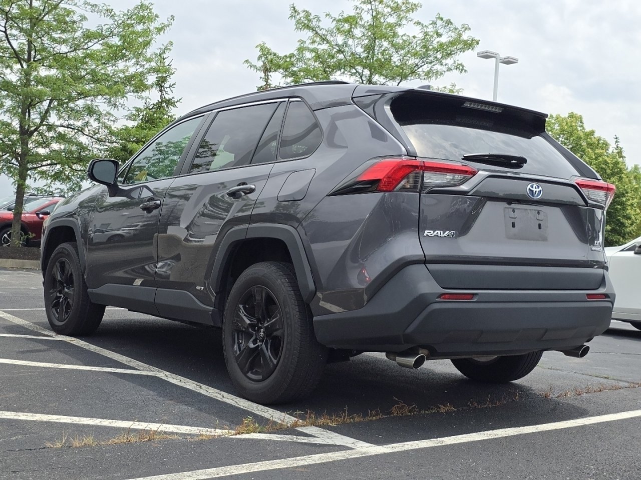 Used 2022 Gray Toyota LE image 5
