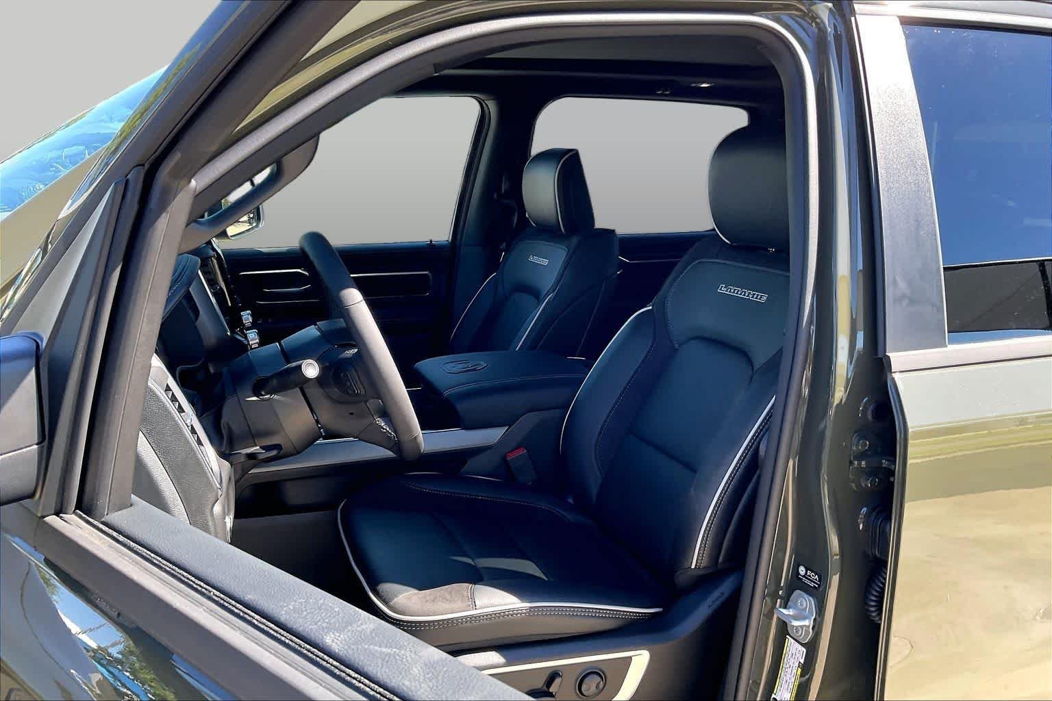 New 2027 Tank Exterior Paint RAM Laramie image 9
