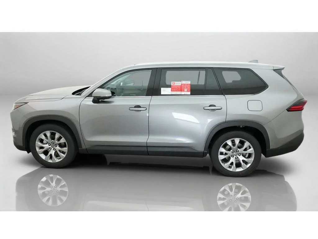New 2026  Toyota Limited image 4