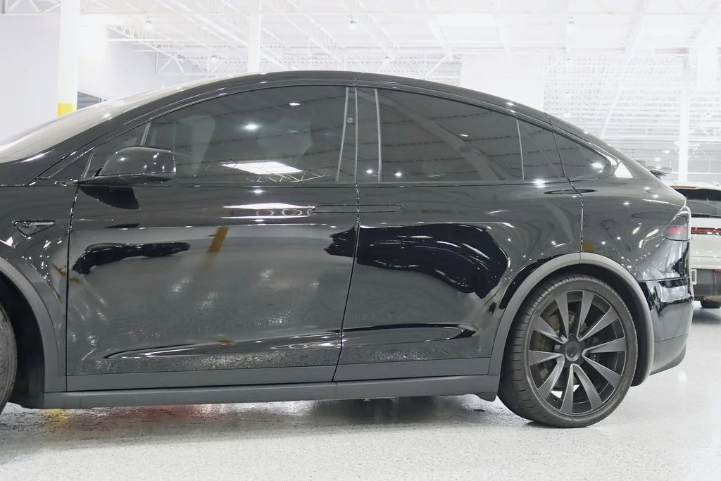 Used 2022 Gray Tesla Plaid image 4