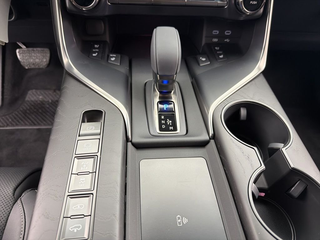 2026 Lexus LX 700h Luxury - Photo 13