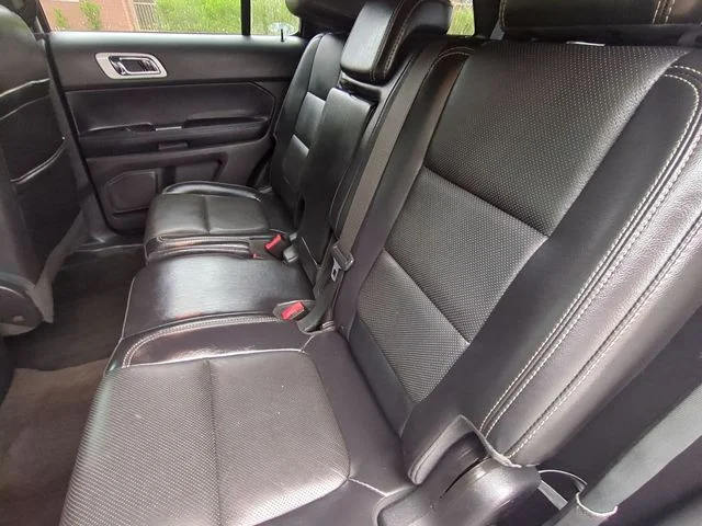 Used 2014 White Ford Sport image 28