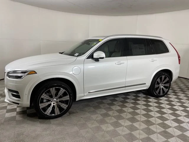 Certified Used 2025 White Volvo T8 AWD PLUS MANAGER SPECIAL image 6