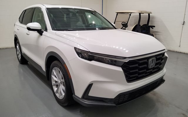 Used 2024 White Honda EX image 1