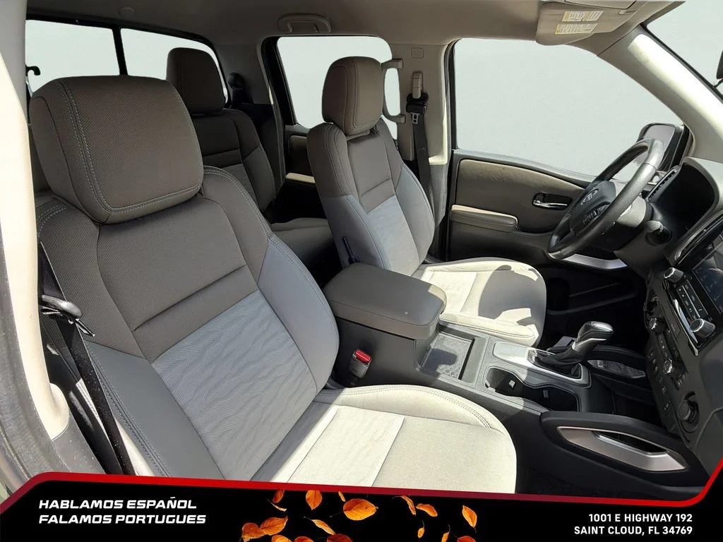 Used 2022 Green Nissan Crew Cab SV 4x4 image 30