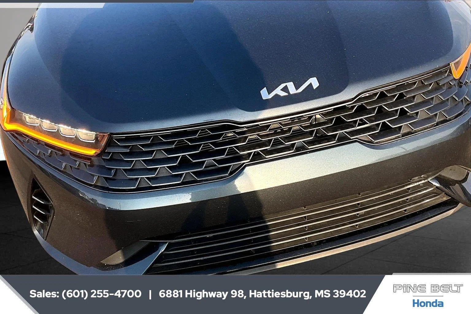 Used 2022 Gravity Gray Kia EX image 21