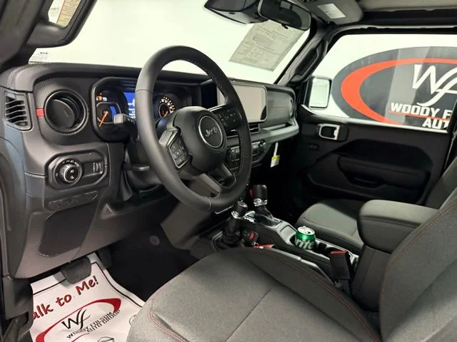 New 2026 Black Clear-Coat Exterior Paint Jeep Rubicon image 10